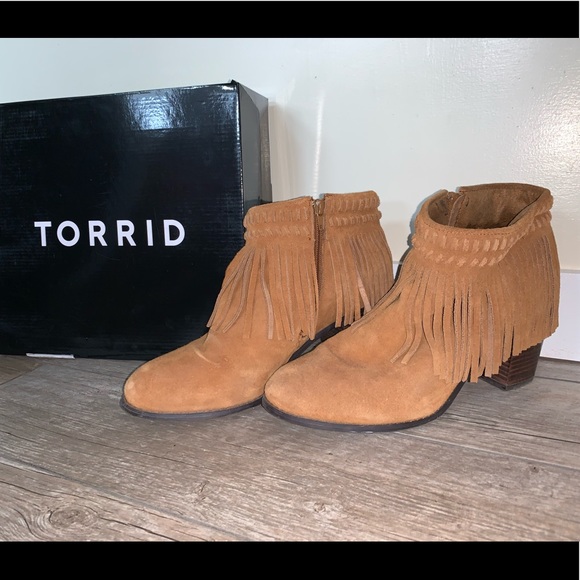 torrid Shoes - USED Torrid Size 11WW brown fringe bootie.